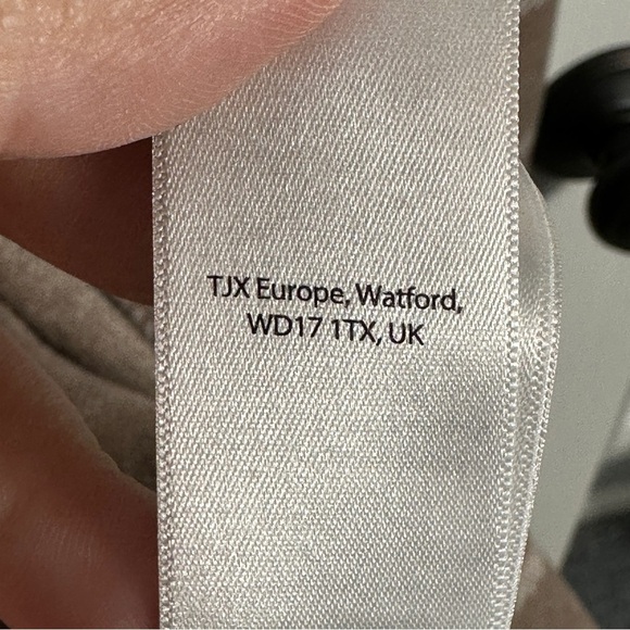 Jones New York taupe/cream size medium wrap/jacket/sweater, cozy, soft, warm - Picture 11 of 12